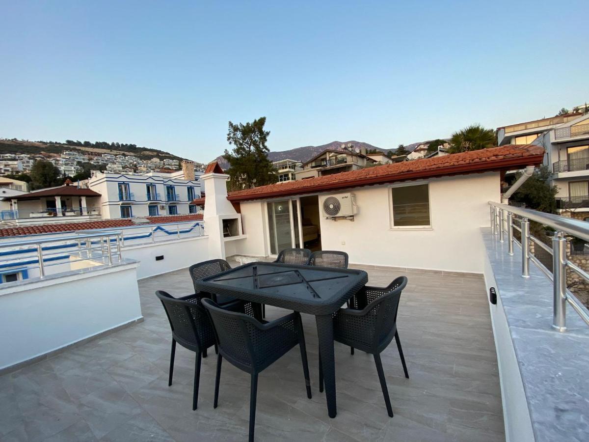 Appartamento Shared Pool Flat Located 3 Min To Beach In Kalkan Esterno foto